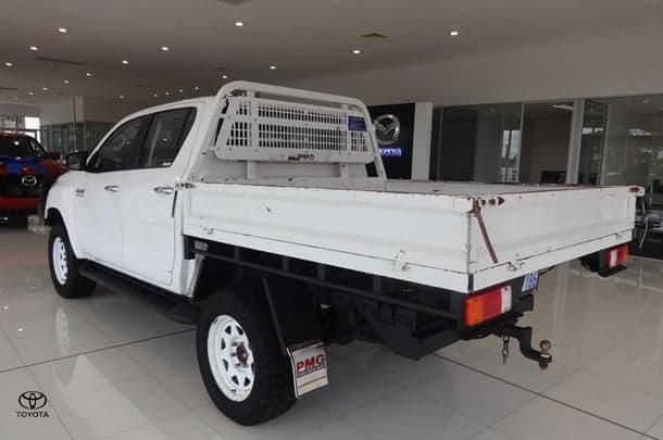 2016 Toyota Hilux SR in White