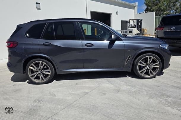 2019 BMW X5 M50d in Grey