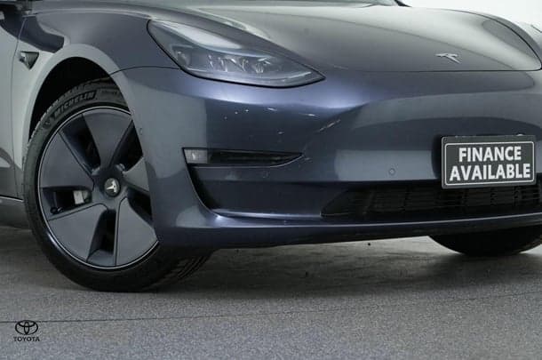 2023 Tesla Model 3 Long Range in Grey