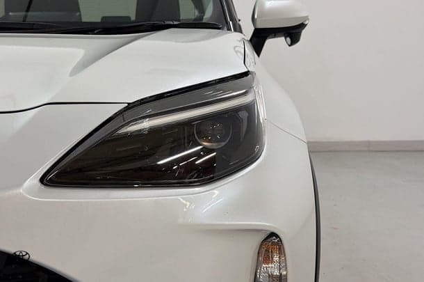 2023 Toyota Yaris Cross GX in White