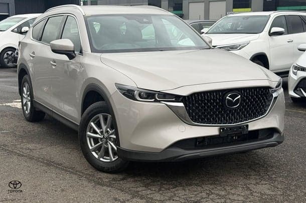 2023 Mazda CX-8 G25 Sport in Gold