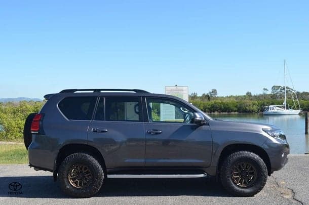 2023 Toyota Landcruiser Prado VX in Silver