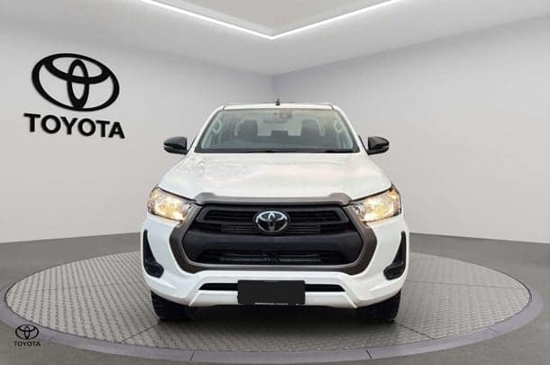 2021 Toyota Hilux SR in White