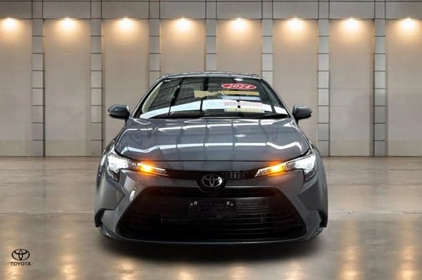 2024 Toyota Corolla Ascent Sport in Grey