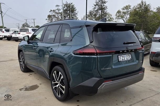 2026 Toyota RAV4 Cruiser in Green