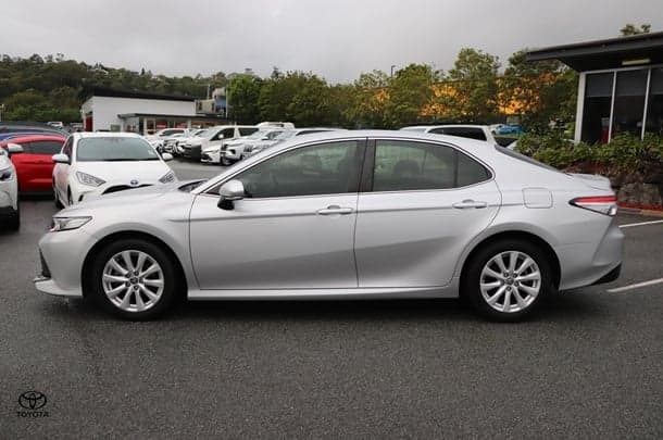 2020 Toyota Camry Ascent in Silver