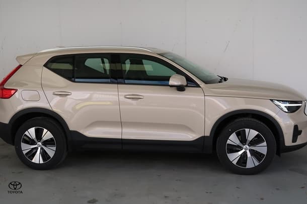 2025 Volvo XC40 Plus B4 in Other