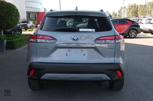 2023 Toyota Corolla Cross GXL in Grey