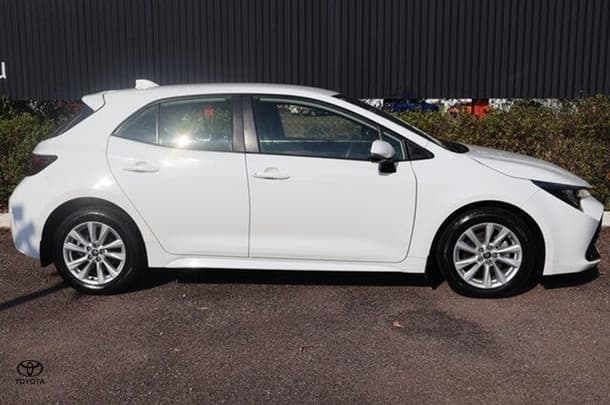 2022 Toyota Corolla Ascent Sport in White