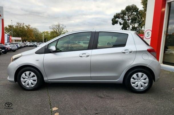 2013 Toyota Yaris YR in Silver