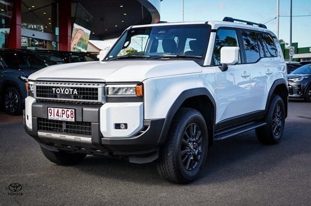 2025 Toyota Landcruiser Prado GXL in White