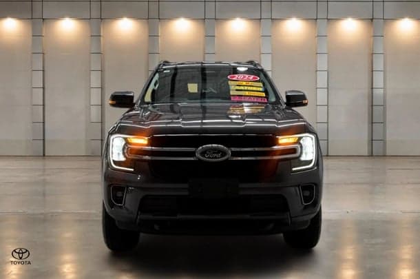 2024 Ford Everest Trend in Grey