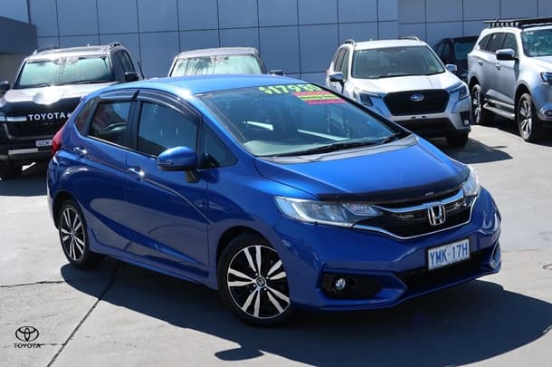 2017 Honda Jazz VTi-L in Blue