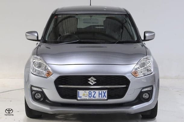 2023 Suzuki Swift GL in Silver