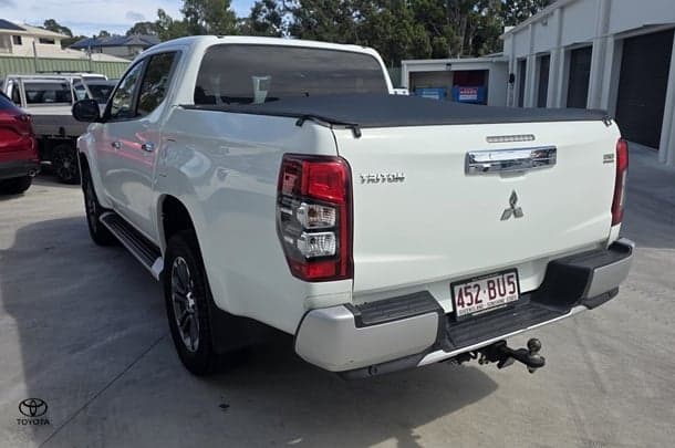 2021 Mitsubishi Triton GLX-R in White
