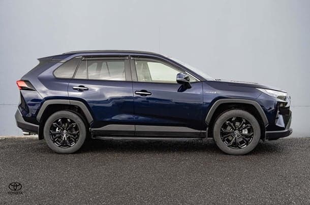 2023 Toyota RAV4 Cruiser in Blue