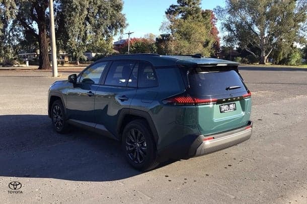 2026 Toyota RAV4 GXL in Green