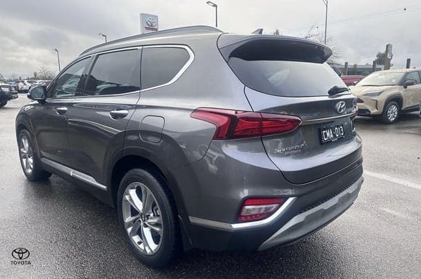 2018 Hyundai Santa Fe Highlander in Grey