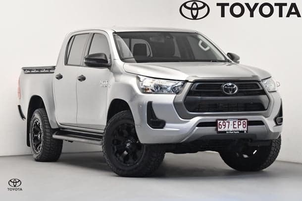 2022 Toyota Hilux SR in Silver