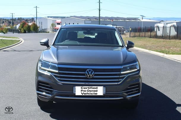 2022 Volkswagen Touareg 170TDI in Silicon Grey (3m3m)