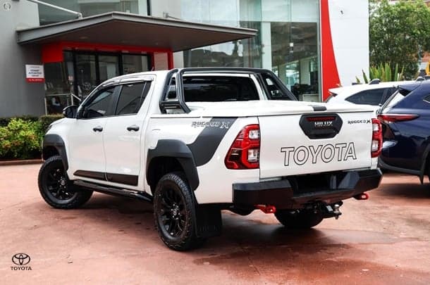 2020 Toyota Hilux Rugged X in White