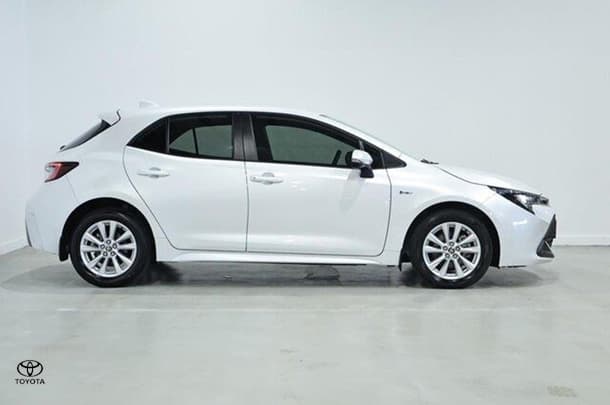 2025 Toyota Corolla Ascent Sport Hybrid in White