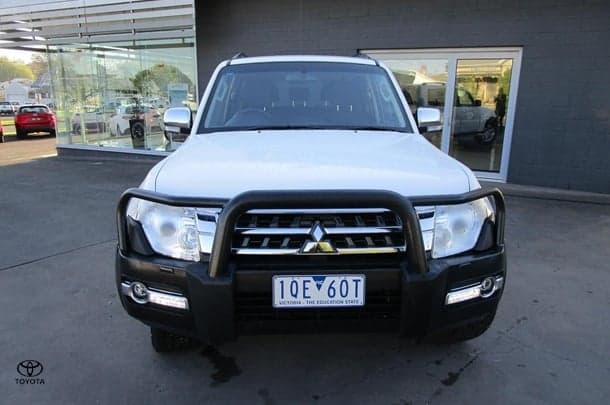 2019 Mitsubishi Pajero GLX in White