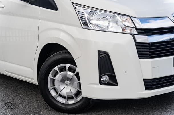 2025 Toyota Hiace Base in White