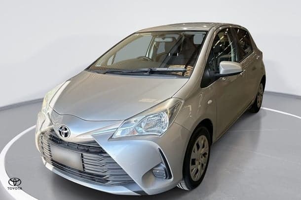 2019 Toyota Yaris Ascent in Silver