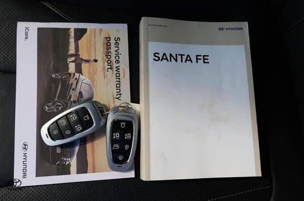 2023 Hyundai Santa Fe Highlander in White