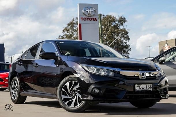 2016 Honda Civic VTi-S in Black