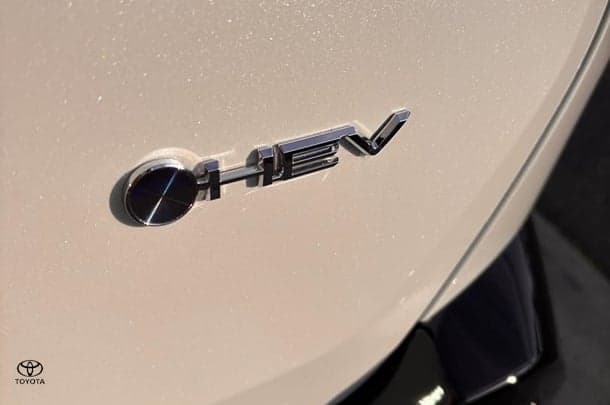 2026 Toyota RAV4 XSE in White