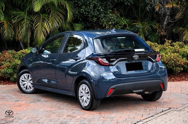 2025 Toyota Yaris Ascent Sport in Grey