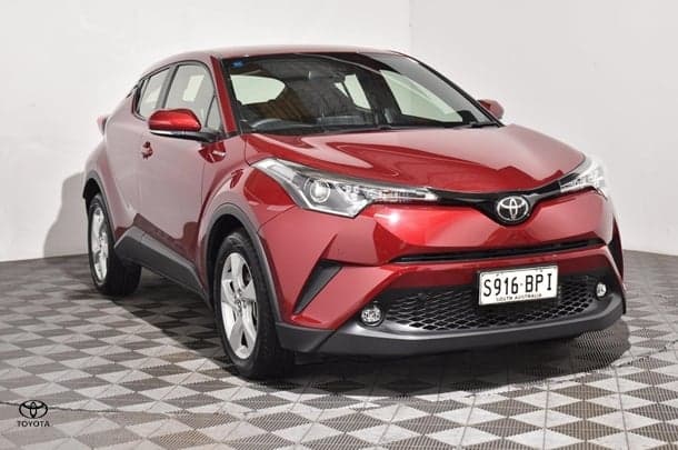 2017 Toyota C-HR Standard 2WD in Red