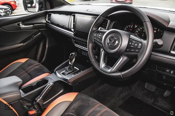 2026 Mazda BT-50 SP in White