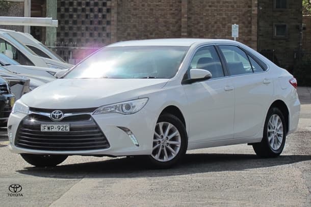 2016 Toyota Camry Altise in White