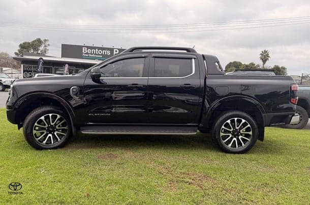 2025 Ford Ranger Platinum in Silver