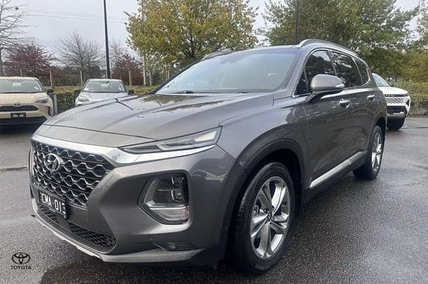 2018 Hyundai Santa Fe Highlander in Grey