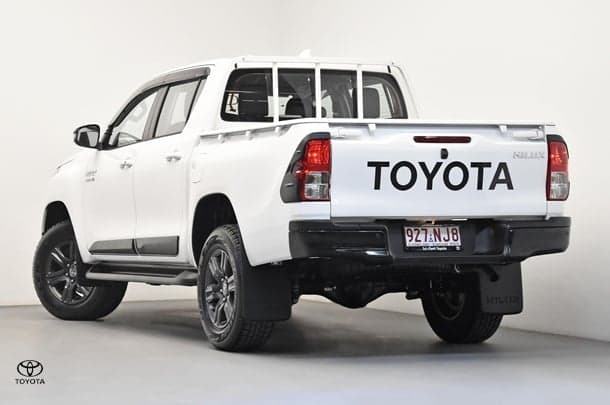 2025 Toyota Hilux SR in White