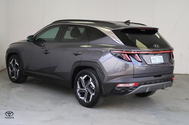 2023 Hyundai Tucson Highlander in Grey