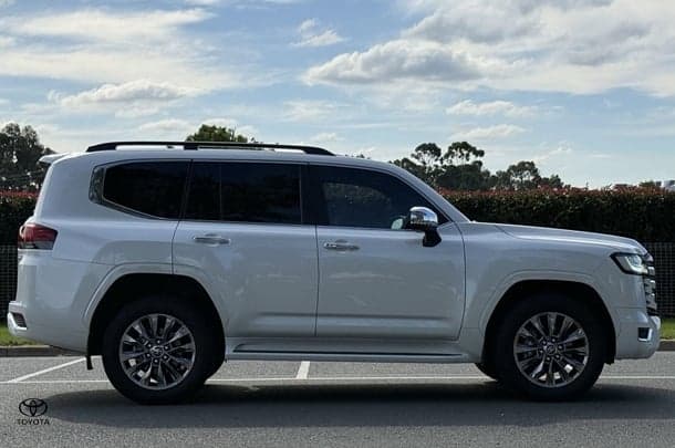 2023 Toyota Landcruiser Sahara ZX in White