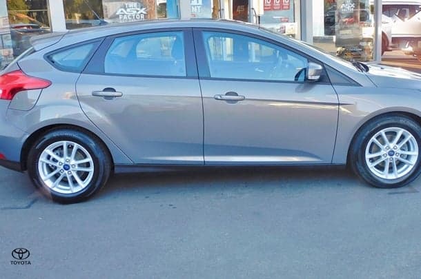 2016 Ford Focus Trend in Grey