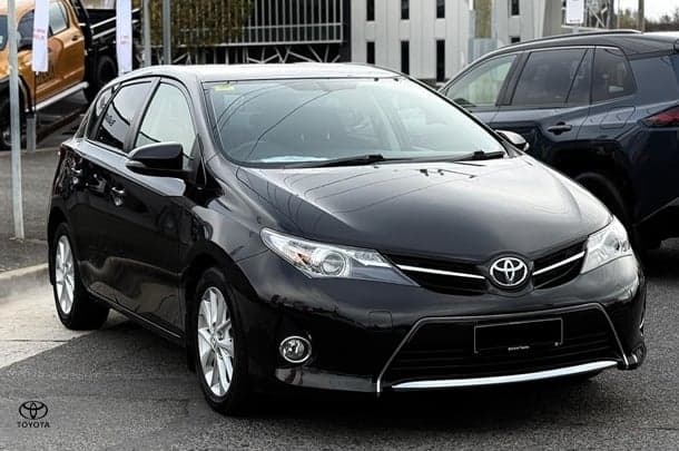 2014 Toyota Corolla Ascent Sport in Black