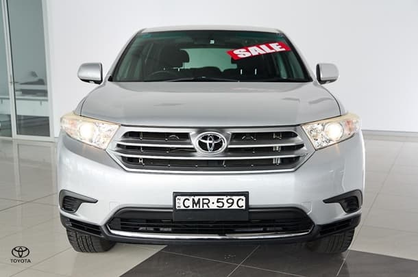 2013 Toyota Kluger KX-R in Silver