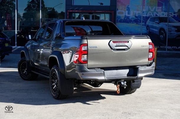 2025 Toyota Hilux Rogue in Brown