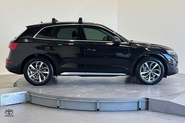 2023 Audi Q5 35 TDI in Black