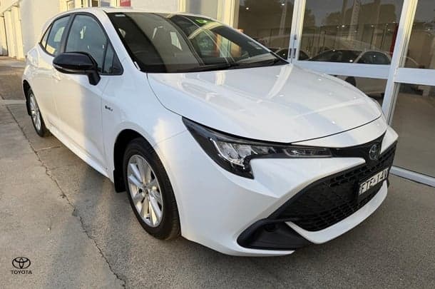 2025 Toyota Corolla Ascent Sport Hybrid in White