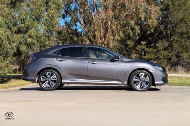 2018 Honda Civic VTi-L in Grey