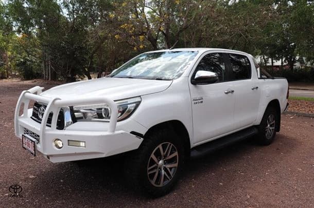 2018 Toyota Hilux SR5 in White