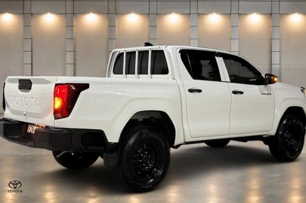 2025 Toyota Hilux Workmate in White